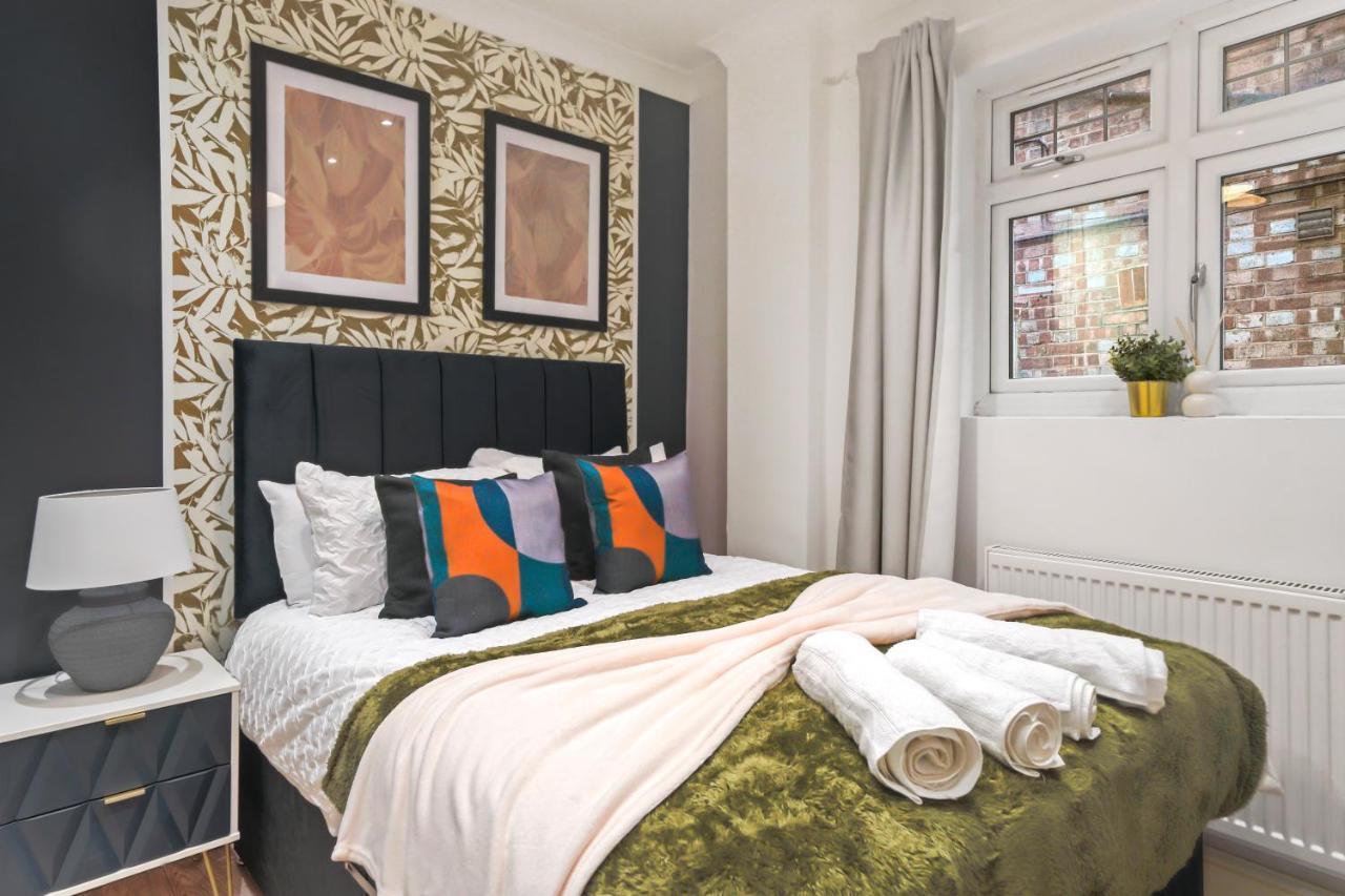 Apartment Stunning 3-Bedroom In London - Sleeps 8 London