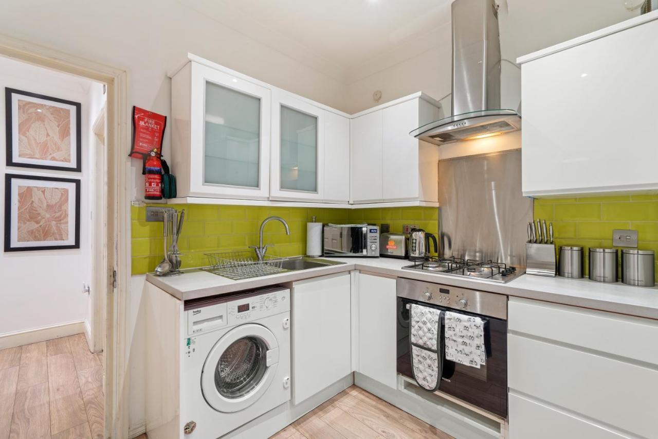 Apartment Stunning 3-Bedroom In London - Sleeps 8 London