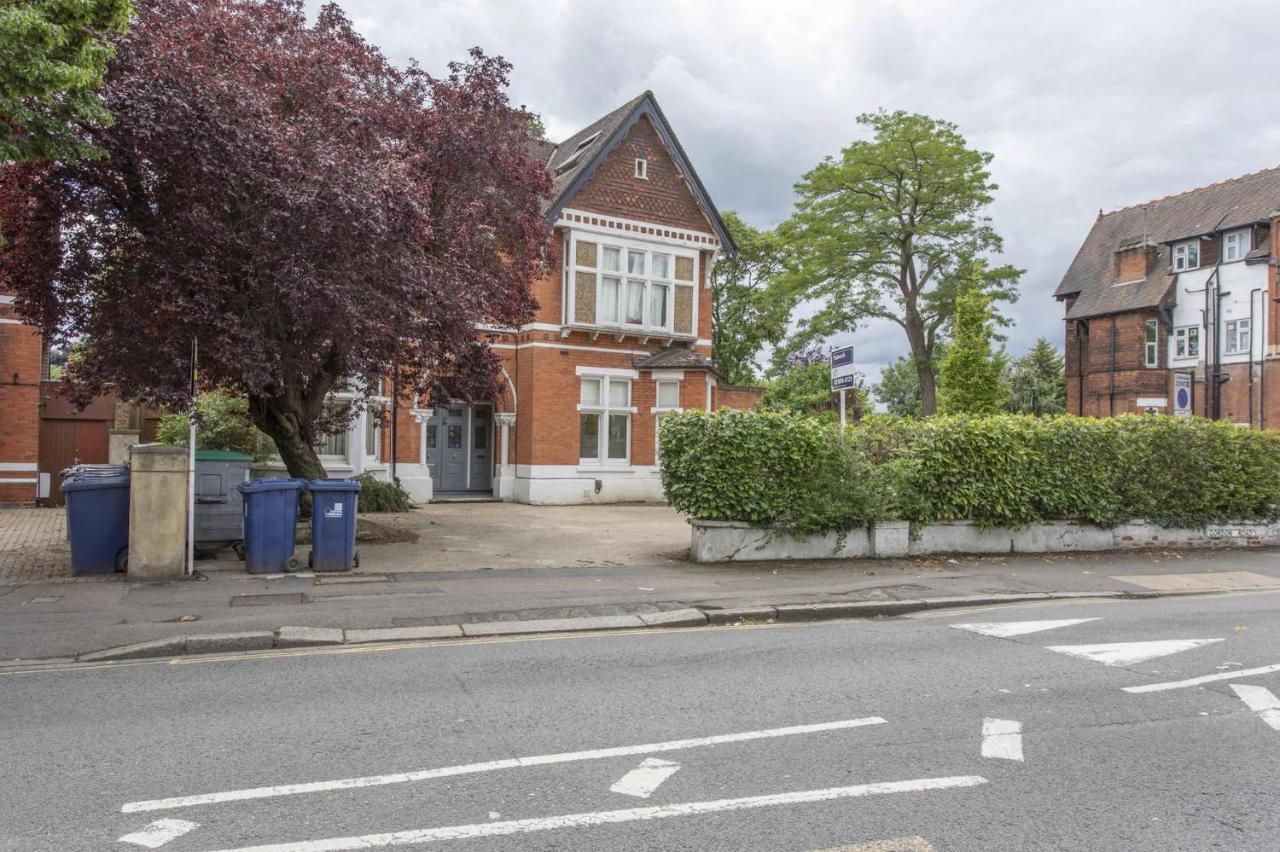 Appartement Stunning 4-bed In London-parking & Garden