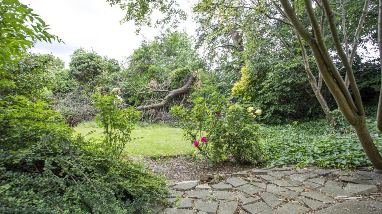 Stunning 4-bed In London-parking & Garden Appartement *