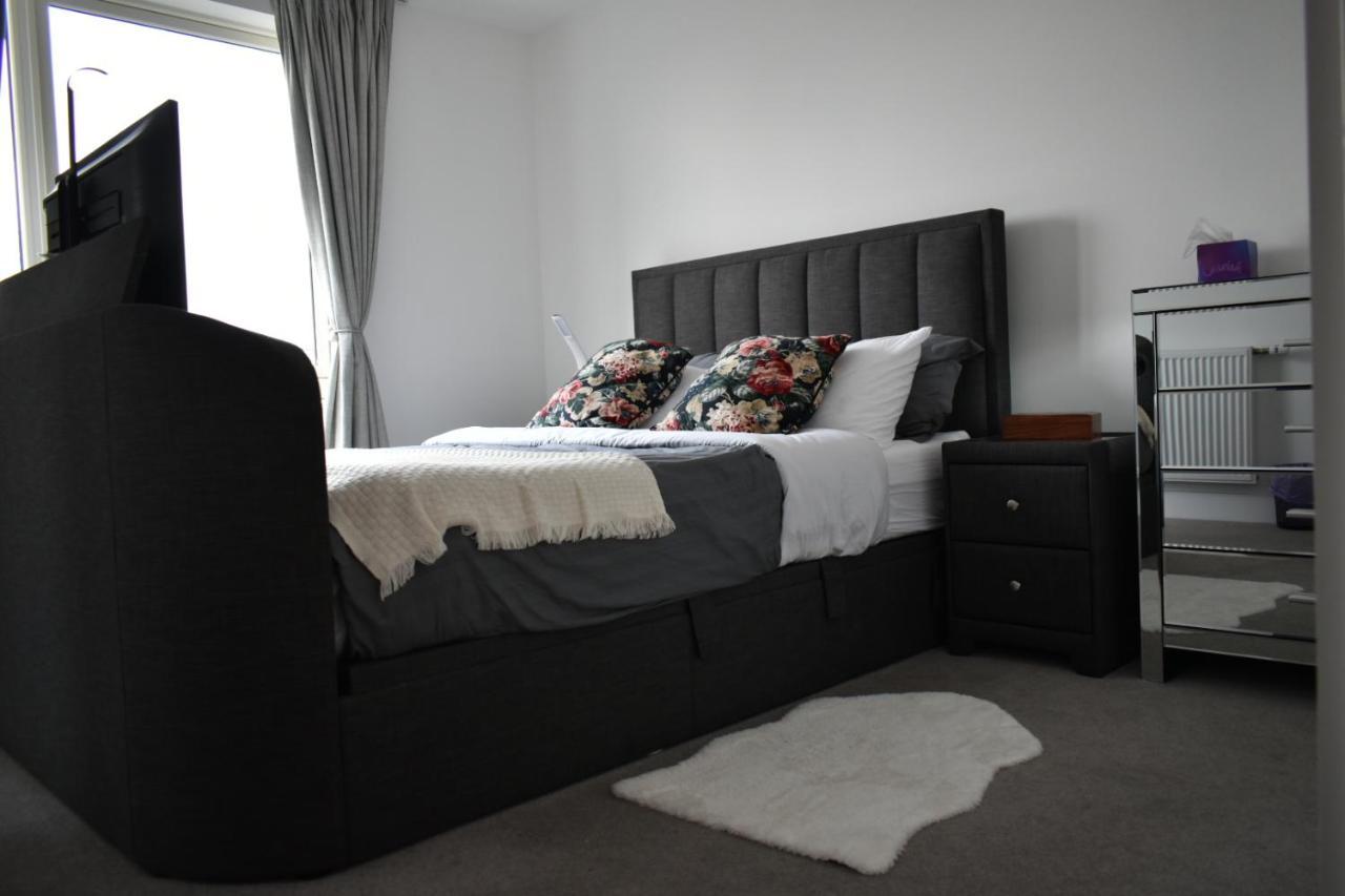 A Private En-suite Bedroom In Bromley-by-bow *