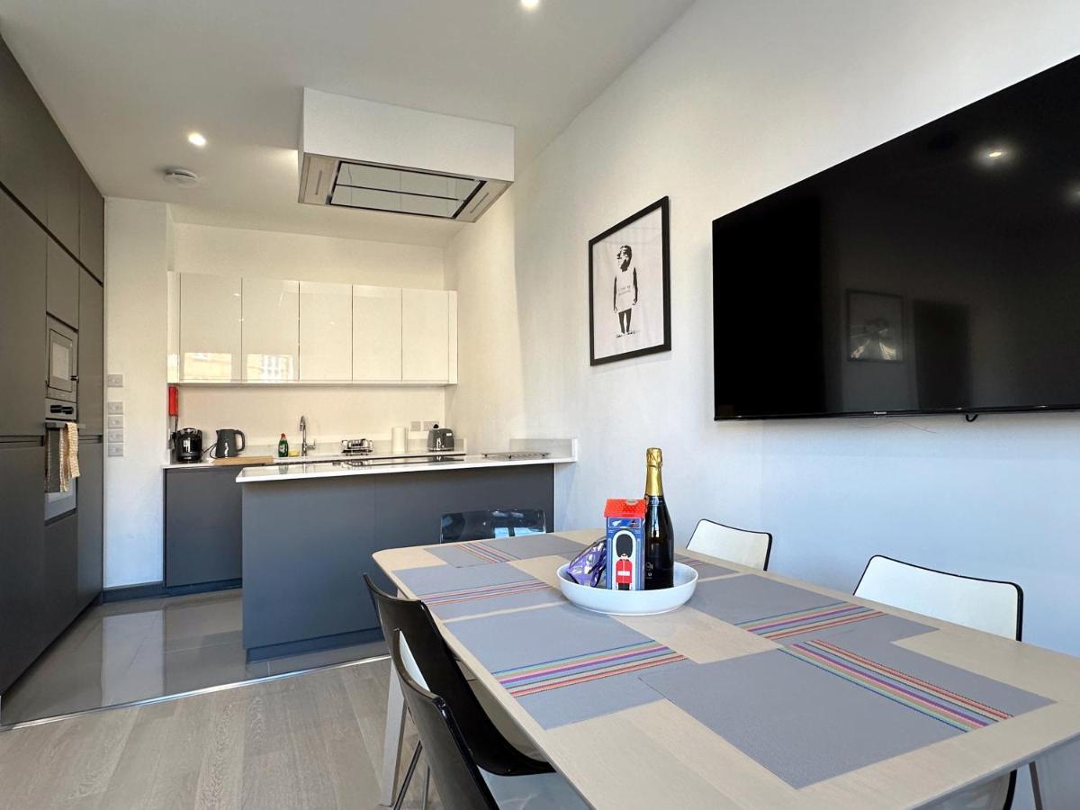 Nancy's Place In Notting Hill - 2 Double Beds, Ideal For Families Appartement Londen