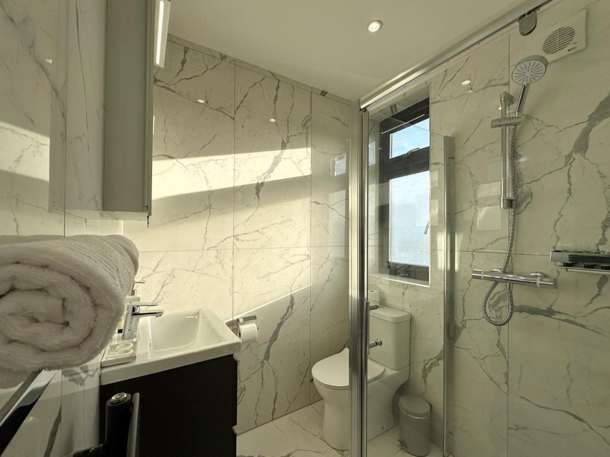 Nancy's Place In Notting Hill - 2 Double Beds, Ideal For Families * Londen