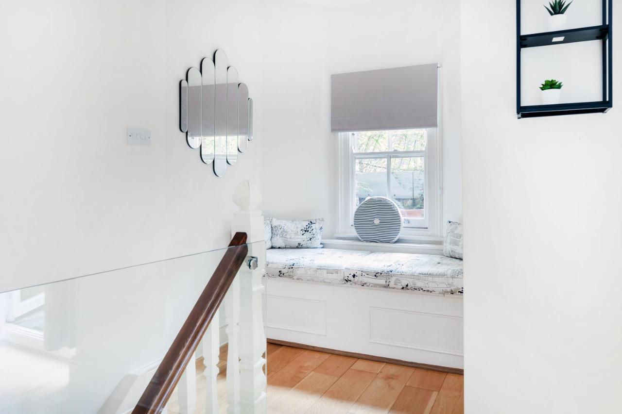 Beautiful 4 Bedroom House Near Paddington Station * London