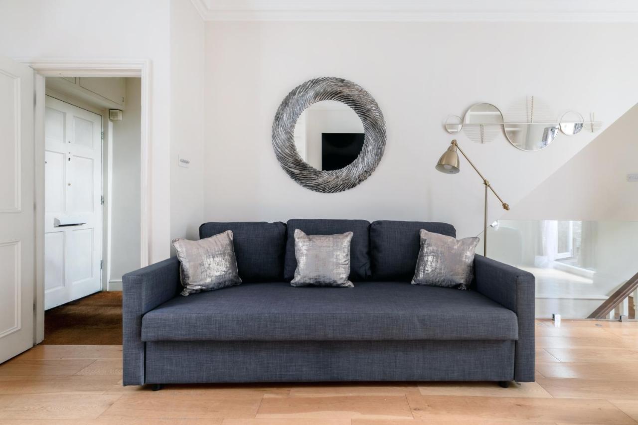 Beautiful 4 Bedroom House Near Paddington Station Holiday home *