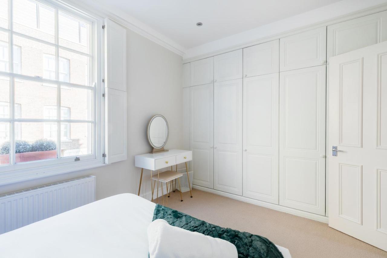 Beautiful 4 Bedroom House Near Paddington Station London