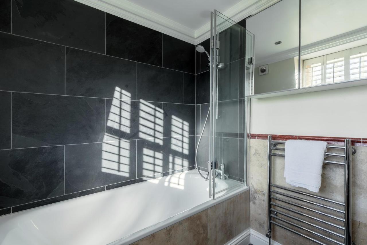 Beautiful 4 Bedroom House Near Paddington Station * London