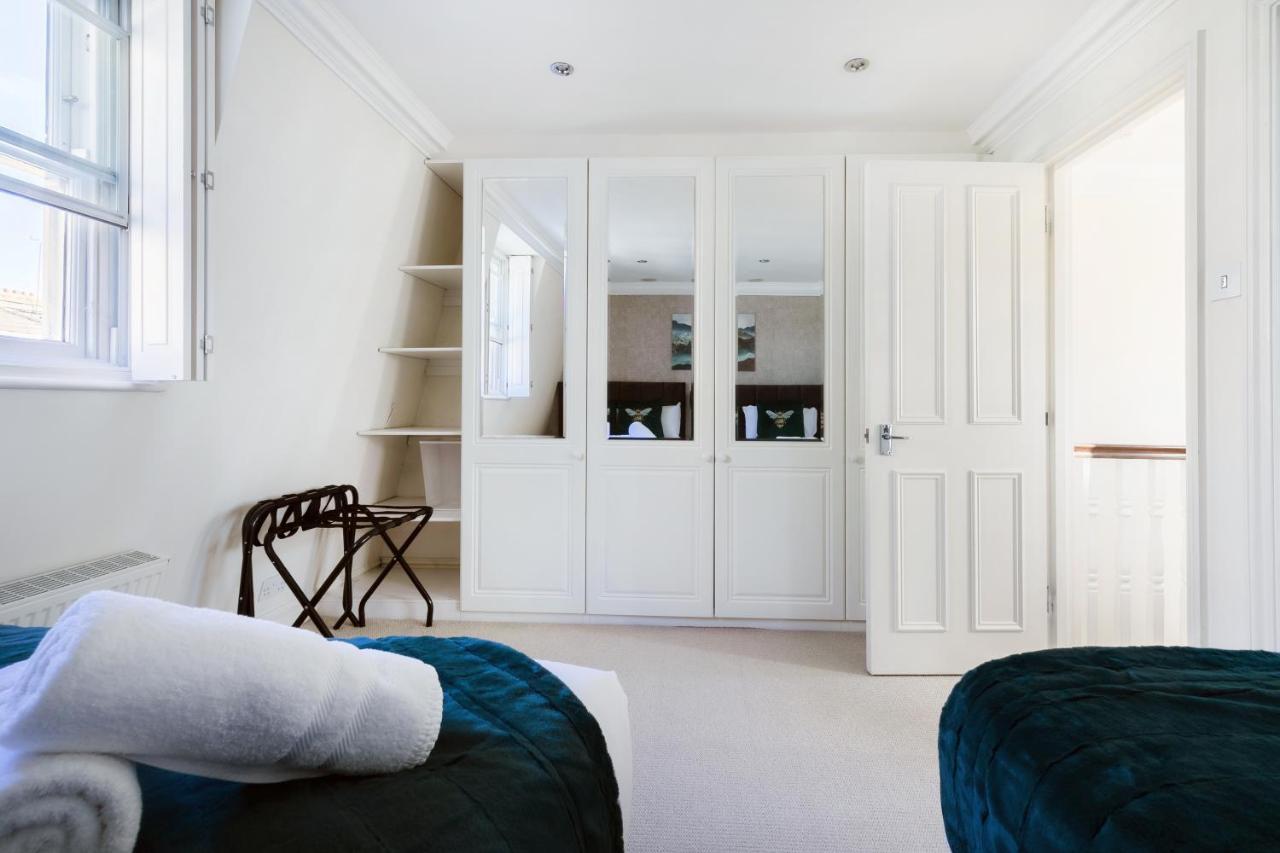 Beautiful 4 Bedroom House Near Paddington Station London