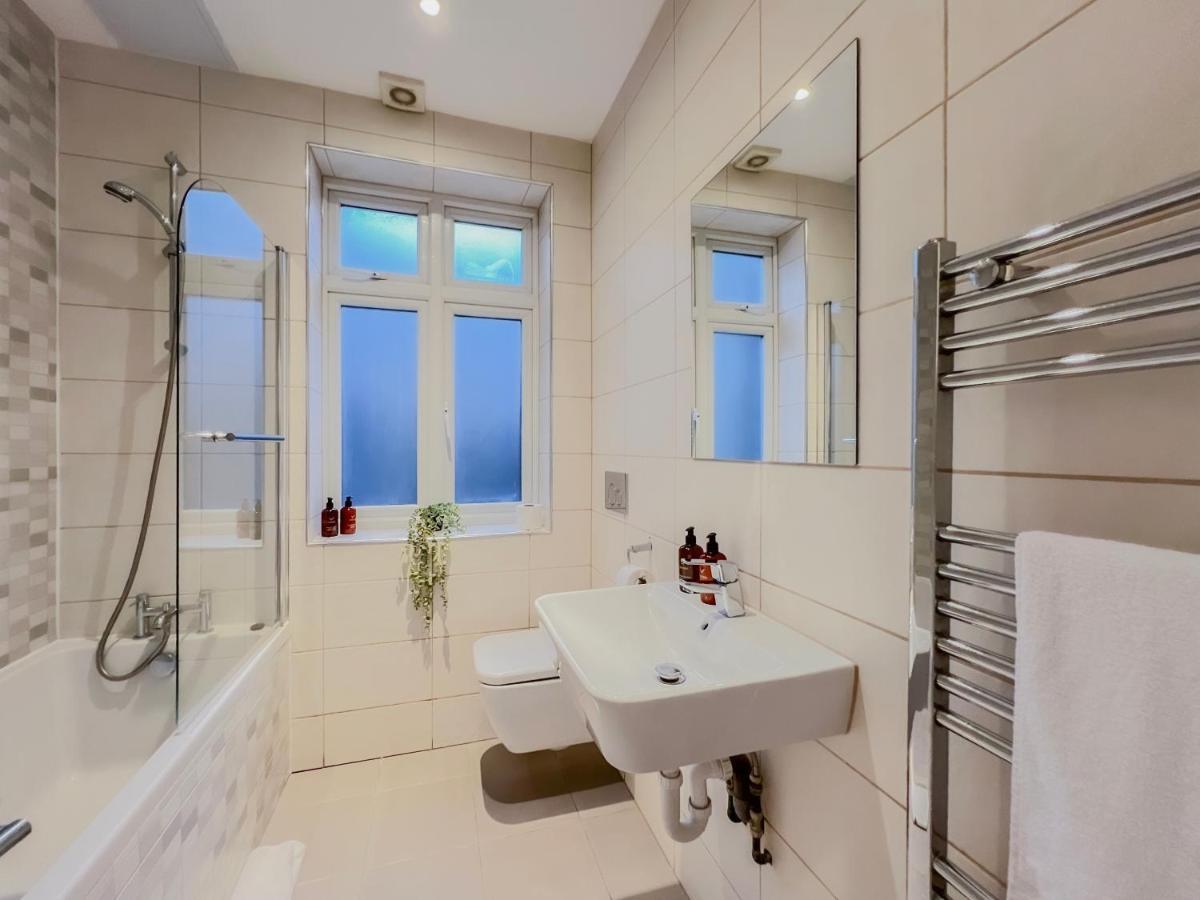 Apartment Prime Location Camden Luxury Sleeps 6