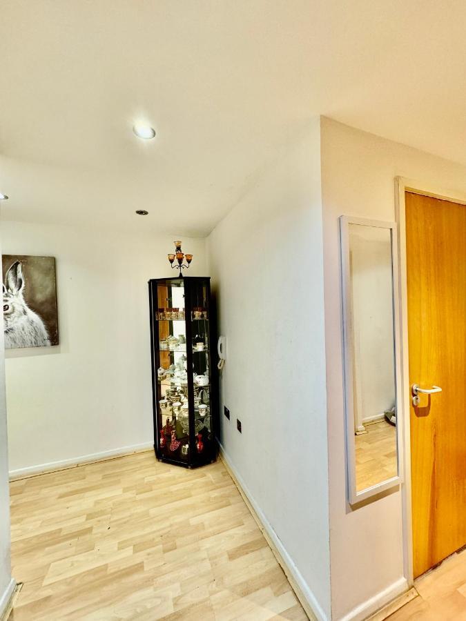 Newday - Chelsea Apartment *