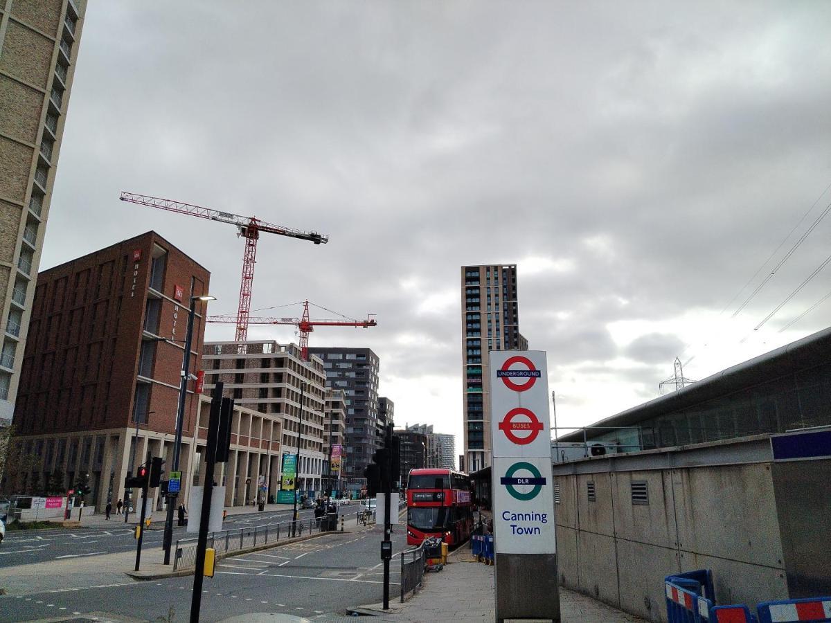 Cosy Near Canary Wharf & The O2 * London