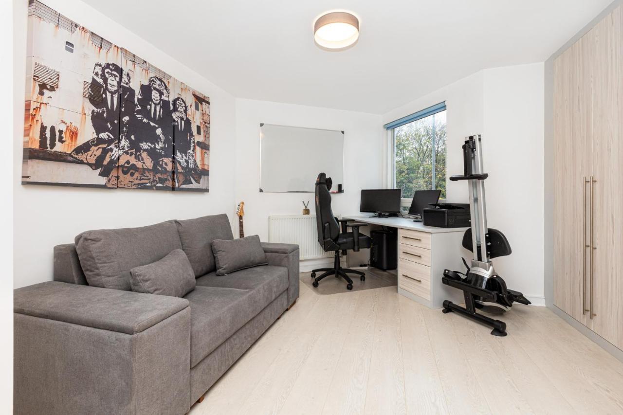 Immaculate 2br Flat, Greenwich, 2 Min Maze Hill St London