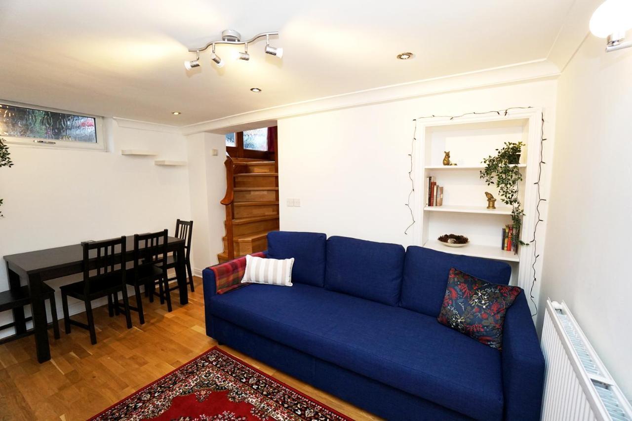 Apartment Cozy Retreat By Aresti