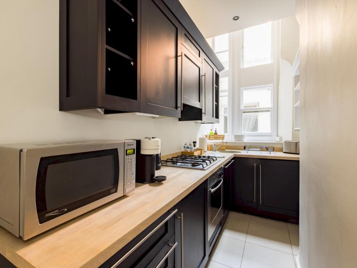 Apartment Pass The Keys Gorgeous With Access To A Private Garden