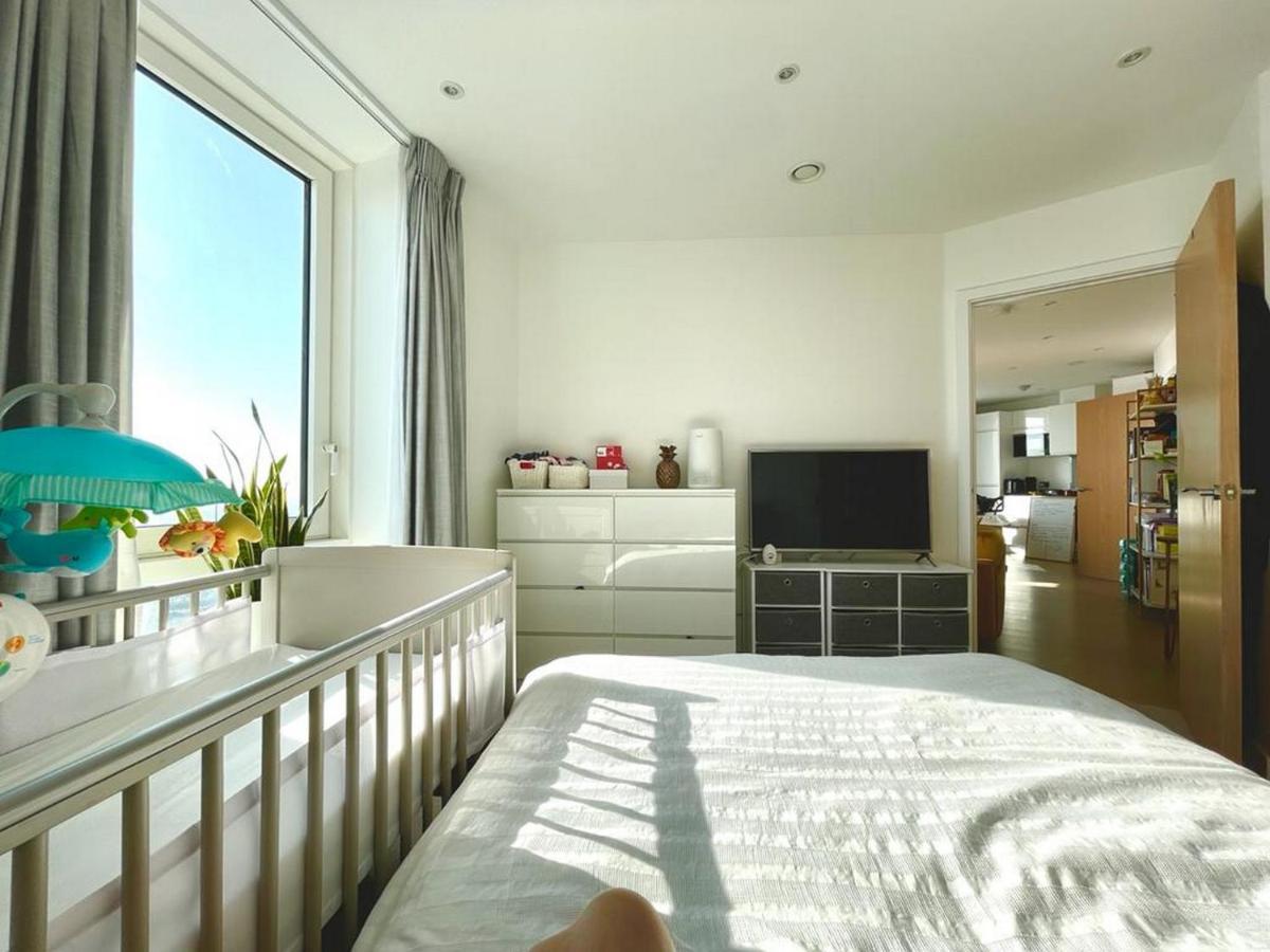 Stylish 1-bedroom With Stunning Views Apartment *