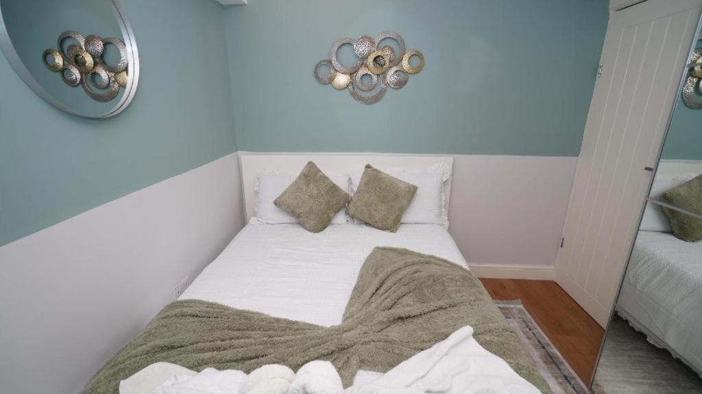 Apartment Sussex Garden One Bedroom