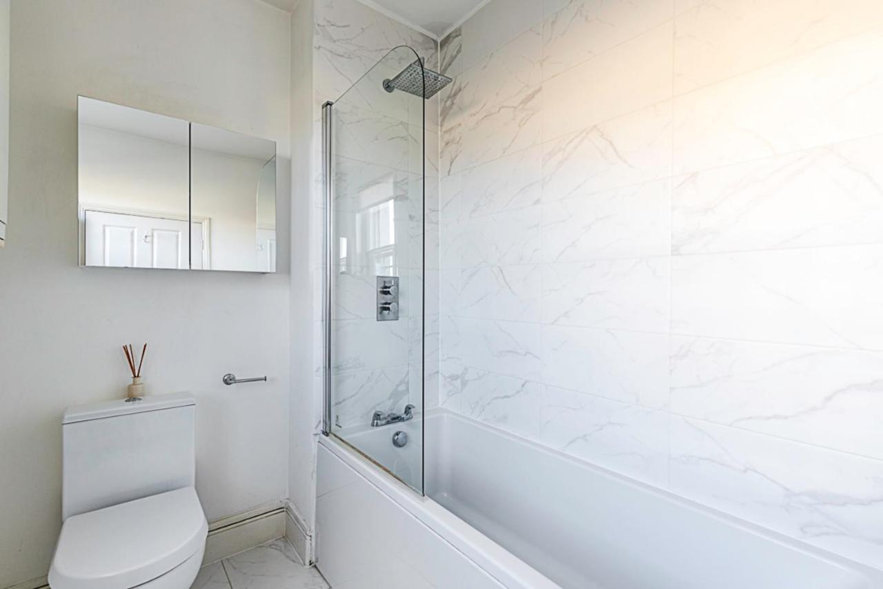 Beautiful One-bedroom In Notting Hill *