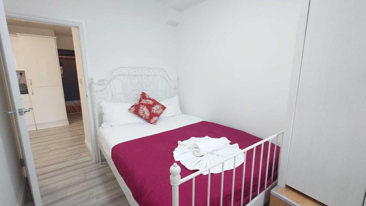Kings Centre Apartment London