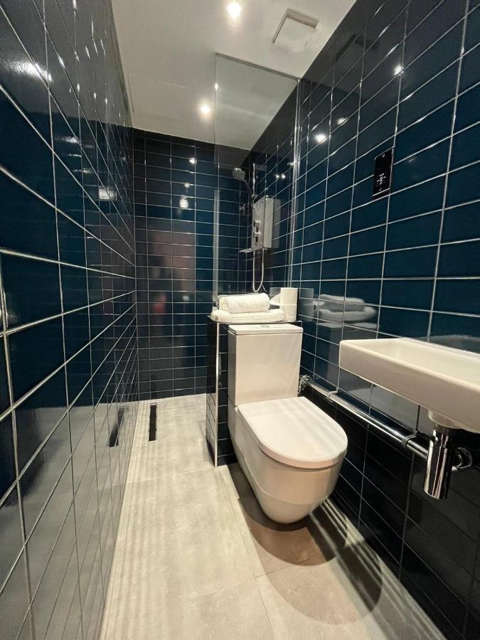 Leilighet Kensington Luxurious Three Bedroom *