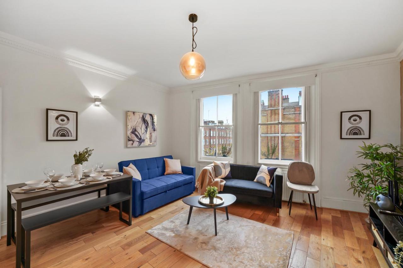 Apartment Delightful Flat In - Sleeps 6 London