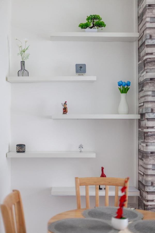 Wonderful Flat Near Little Portugal Apartment *