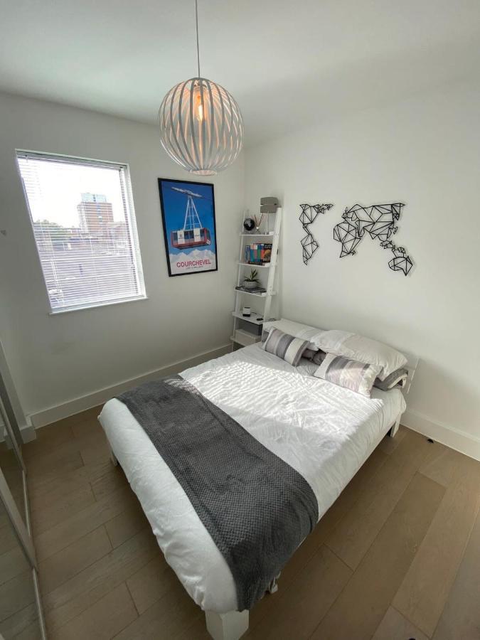 Tasteful 2bd Flat Wopen Plan Living - Blackheath! London