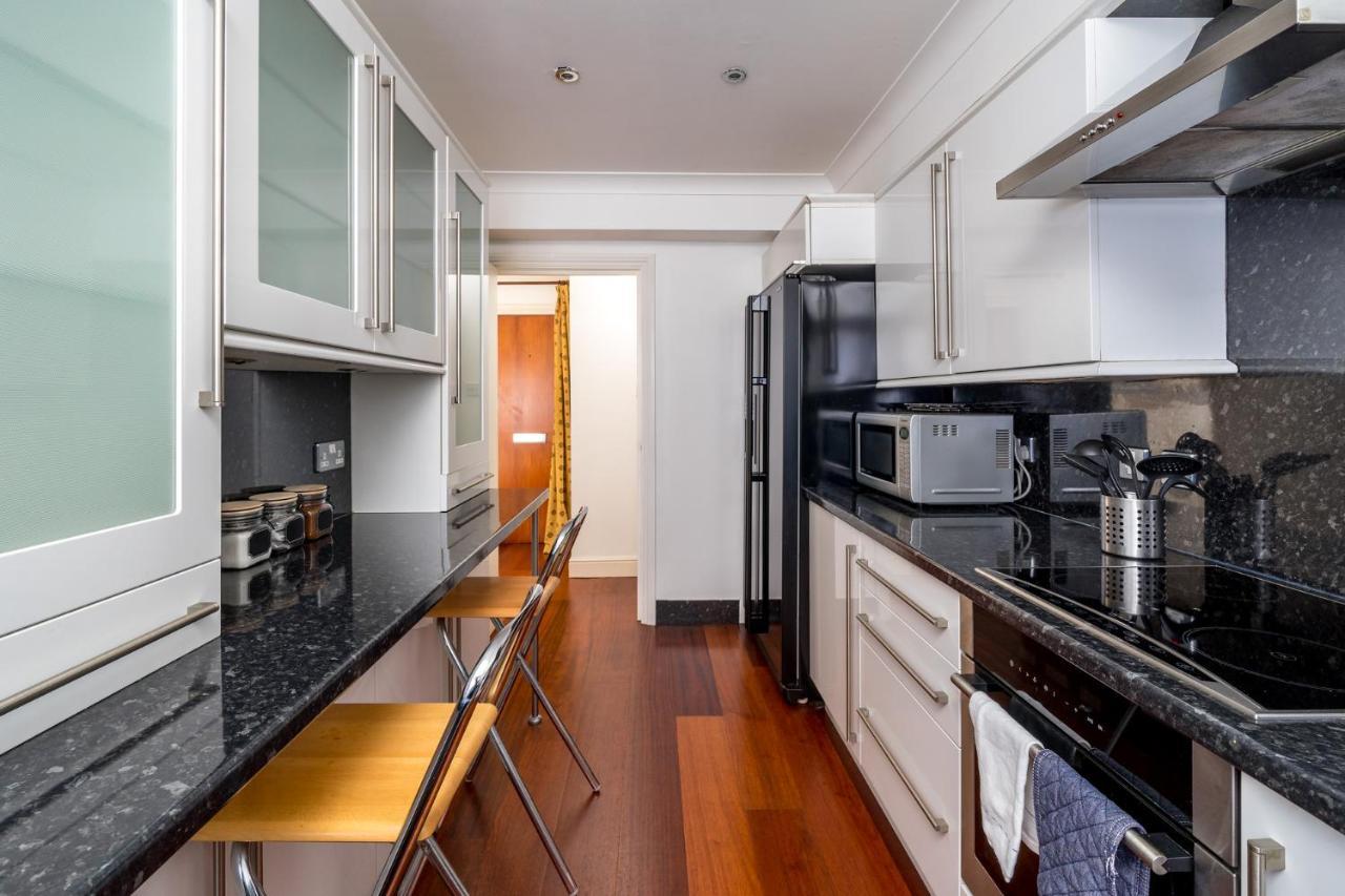 Leilighet Stylish Deluxe 2Br Duplex - Free Parking - Near Canary Wharf *