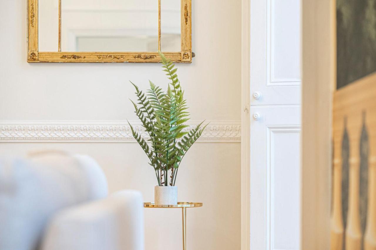 Beautiful Belgravia By Underthedoormat Apartment