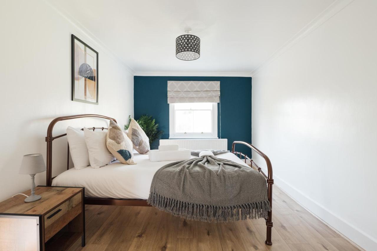 Leilighet Stunning & Stylish 2 Bed Flat In West London