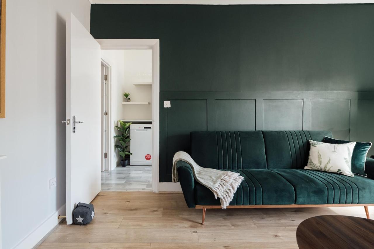 Leilighet Stunning & Stylish 2 Bed Flat In West London