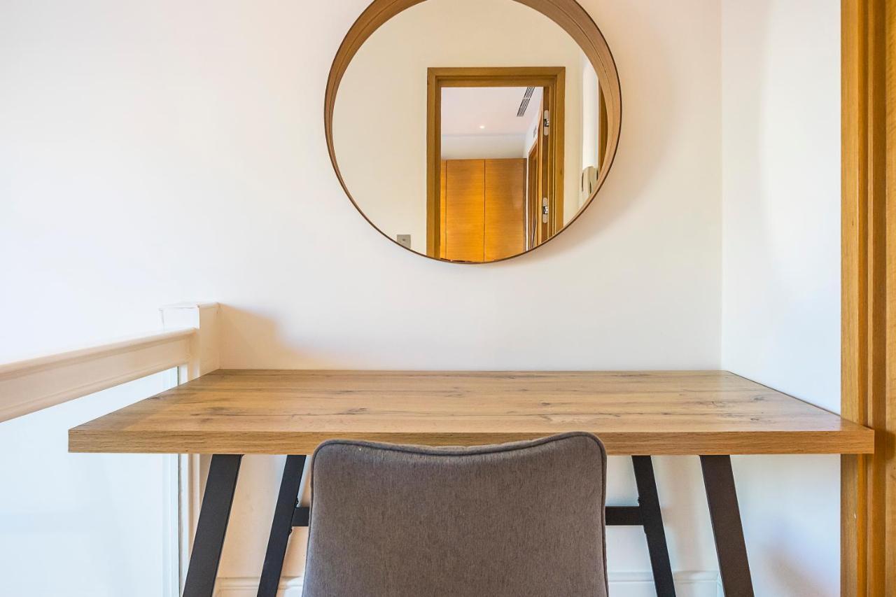 Victorian Duplex Near Oxford St Leilighet *