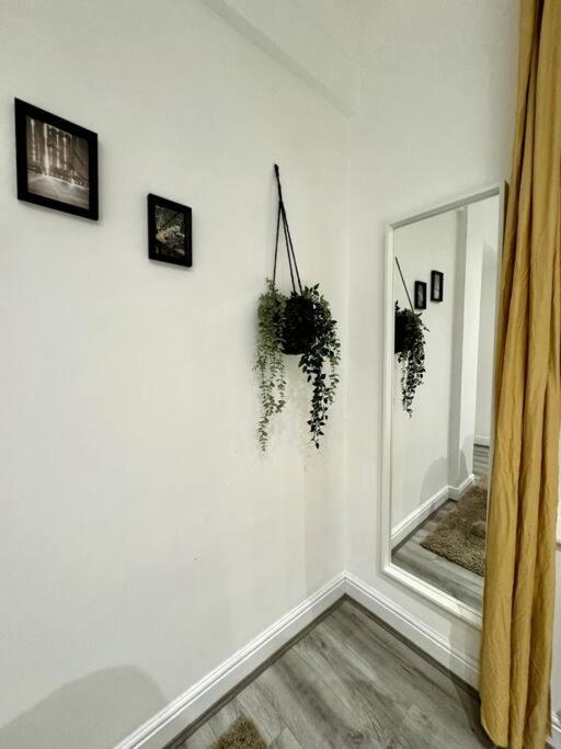 Centrally-located Gem In Marble Arch, *