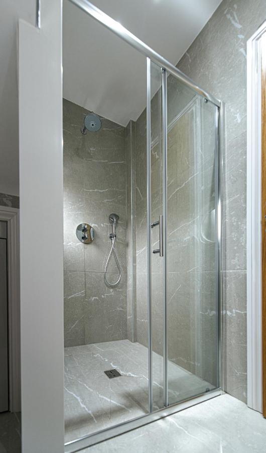 Ealing Residency * London