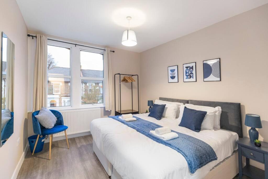 Apartment Convenient Spacious House Next Seven Sisters Station