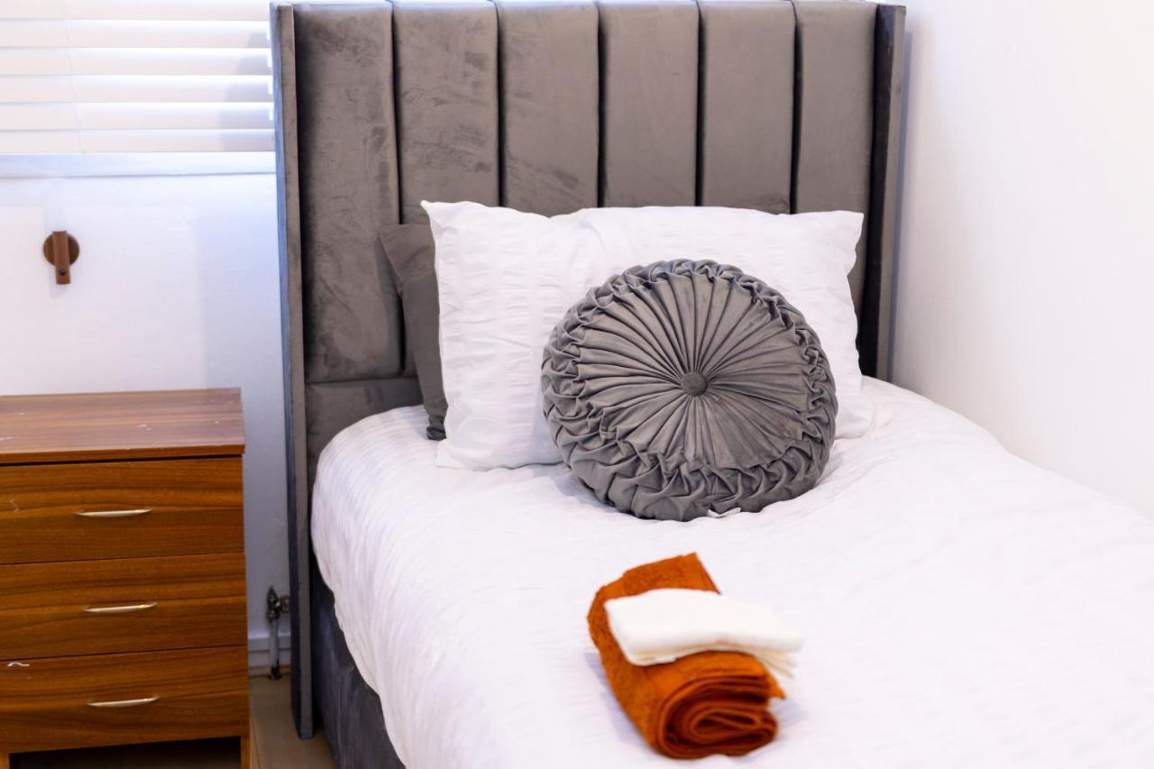 Elegant 3 Bed House In The Heart Of Londen