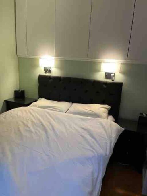 Kensington With 2 Bedrooms 1 Living And Patio * London