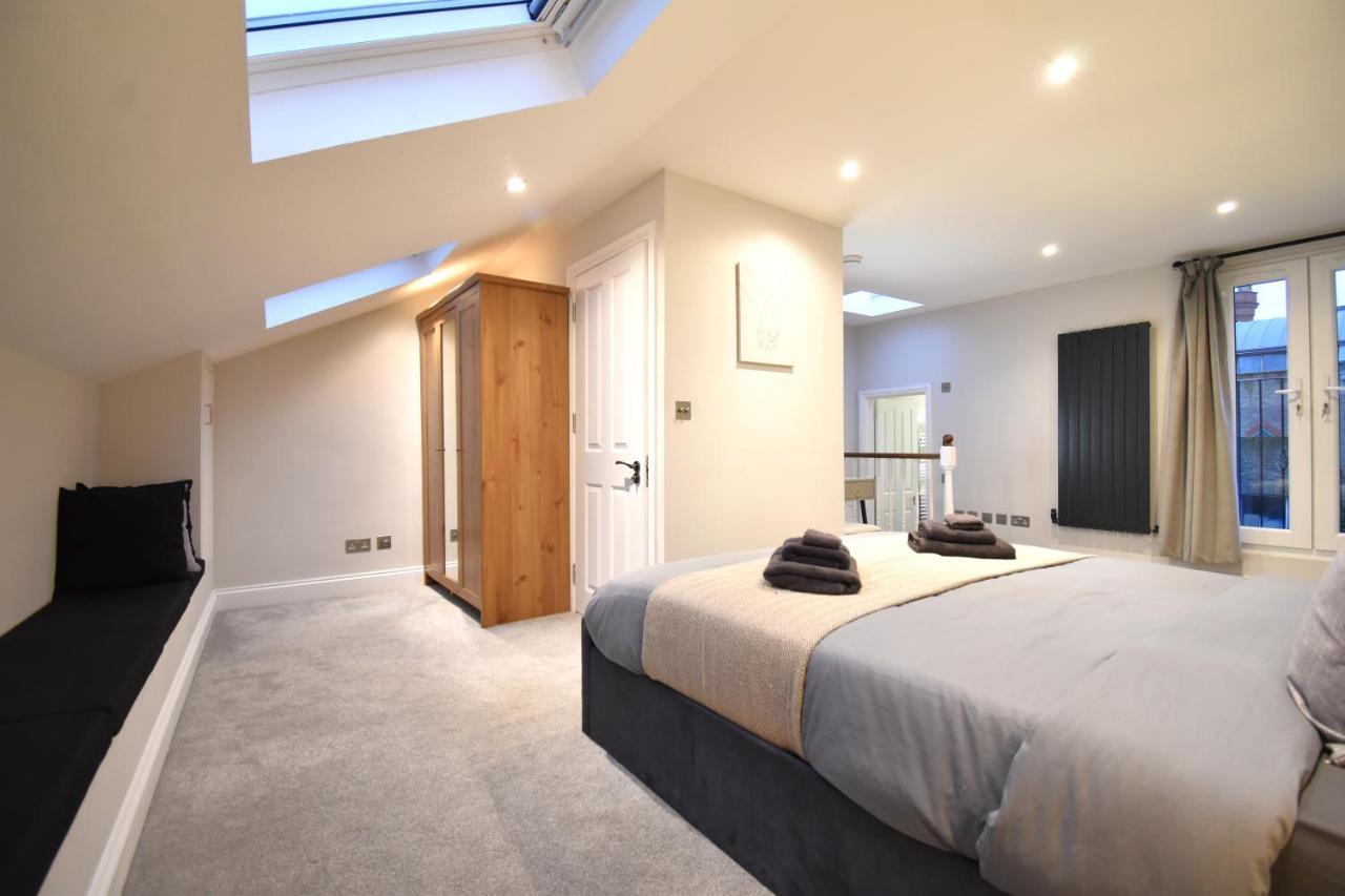 Stunning 3 Bed Apartamento