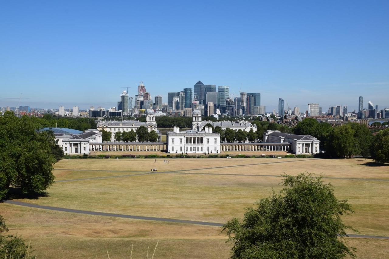 Modern, Large Independent With En-suite Bathroom In Private Owned London