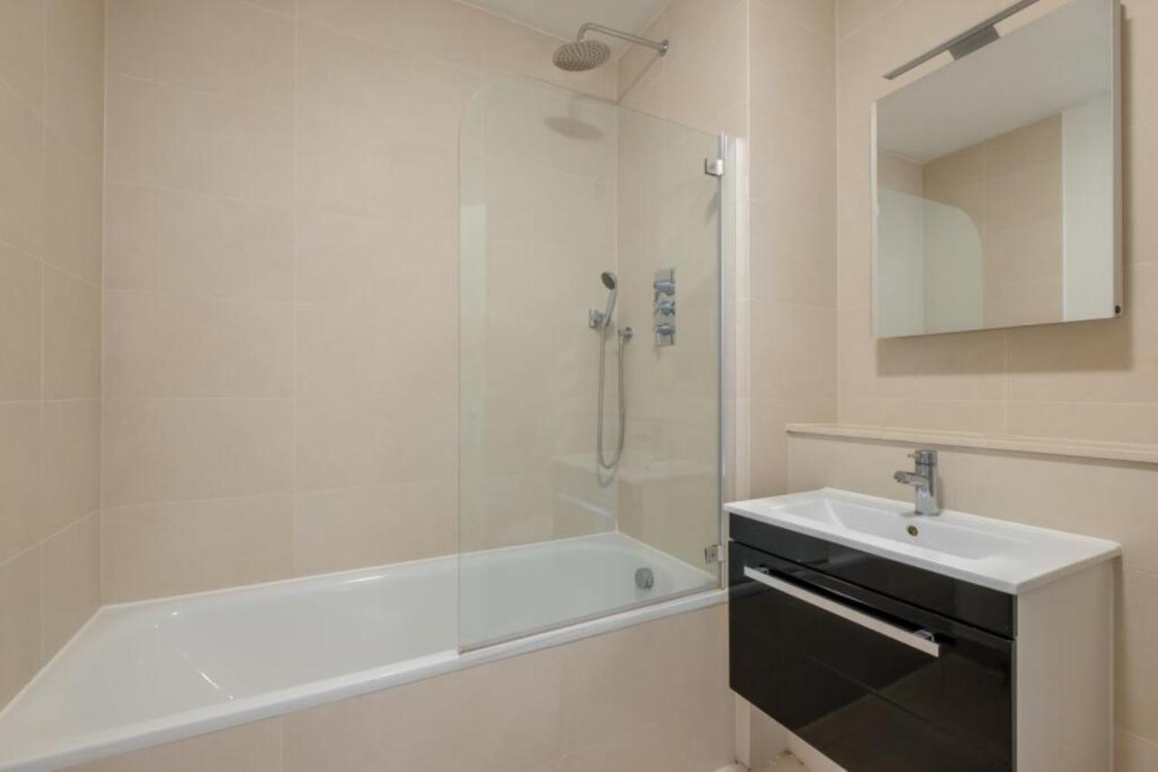 Central Mayfair And Piccadilly Sleeps 6 People Appartement *