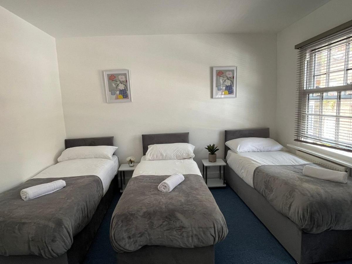 Kings Centre Apartment London