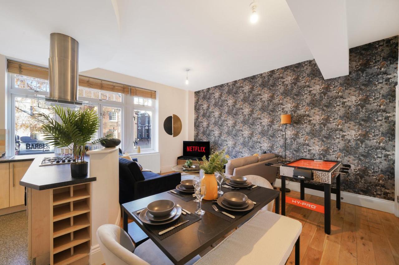 Central Hackney Abode - Balcony * Londres