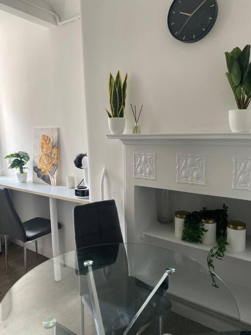 Stylish 2br Retreat In King's Cross, Apartment *
