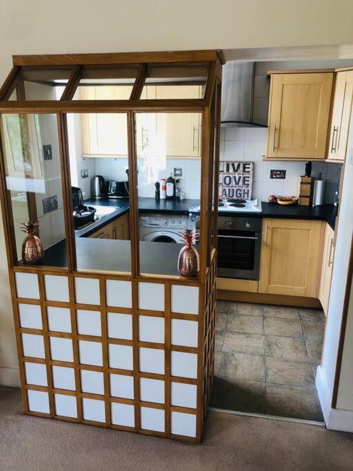 Beautiful 2 Bed Flat In Chelsea On King's Road Apartment *