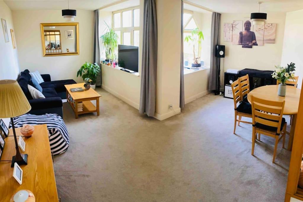 Beautiful 2 Bed Flat In Chelsea On King's Road London