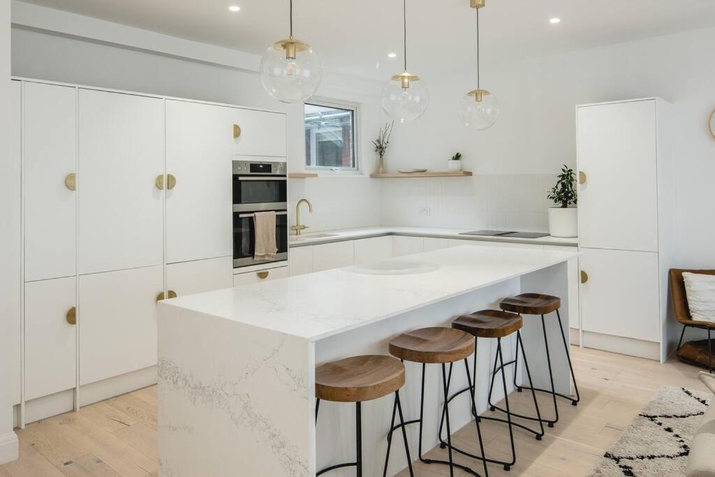 Elegant 2 Bedroom In Fulham Apartment London
