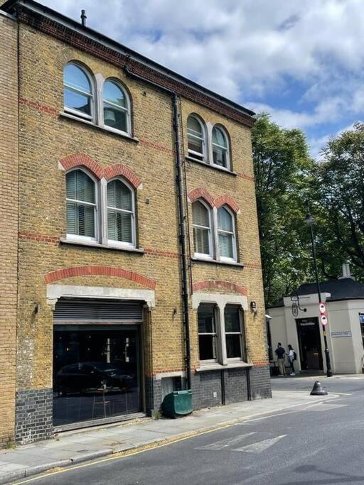 2 Bedroom In Bridge