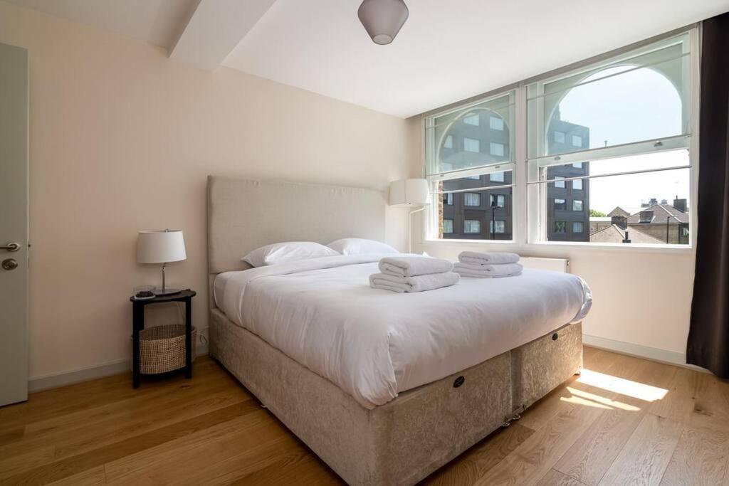 2 Bedroom In Bridge London