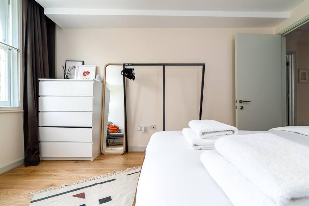 2 Bedroom In Bridge Apartment