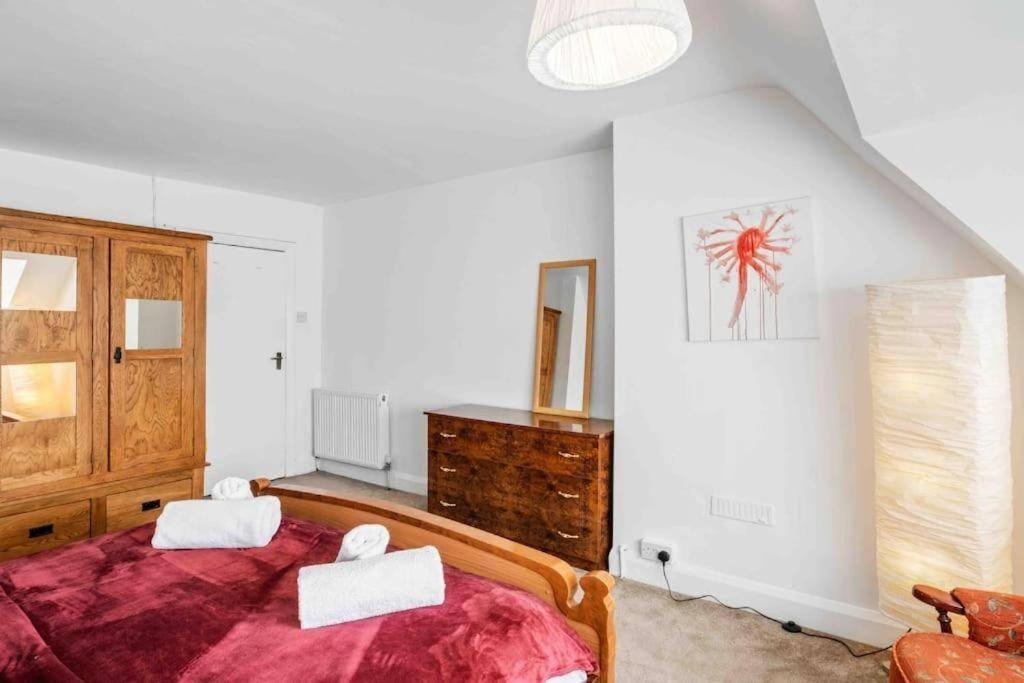Apartment Serviced Golders Nw11 *