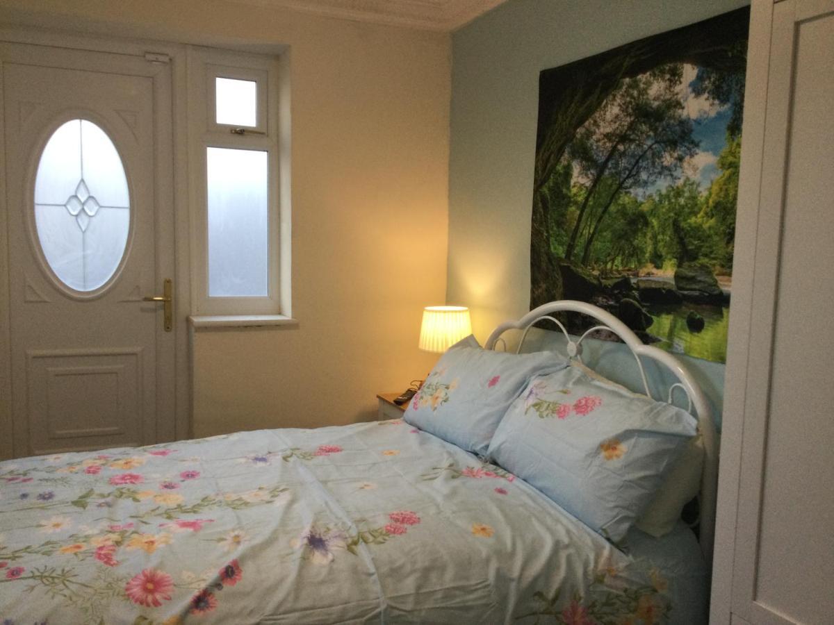 Tdm Bachelot Lettings Ltd Gasthof London